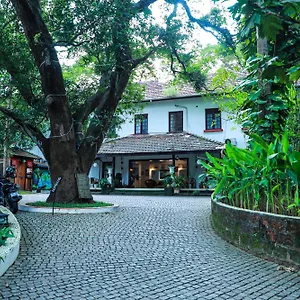 Hotel Old Lighthouse Bristow, Kochi